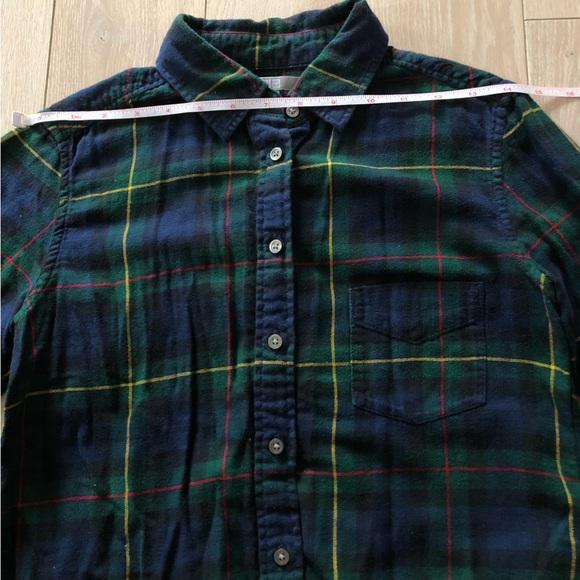 Uniqlo Plaid Flannel Button Up Shirt in Navy & Green Size S - Picture 2 of 11